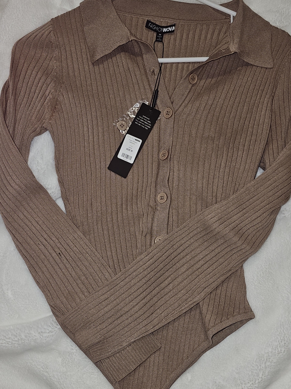 Fashion Nova Ribbed Button-Down Polo Top in Taupe
